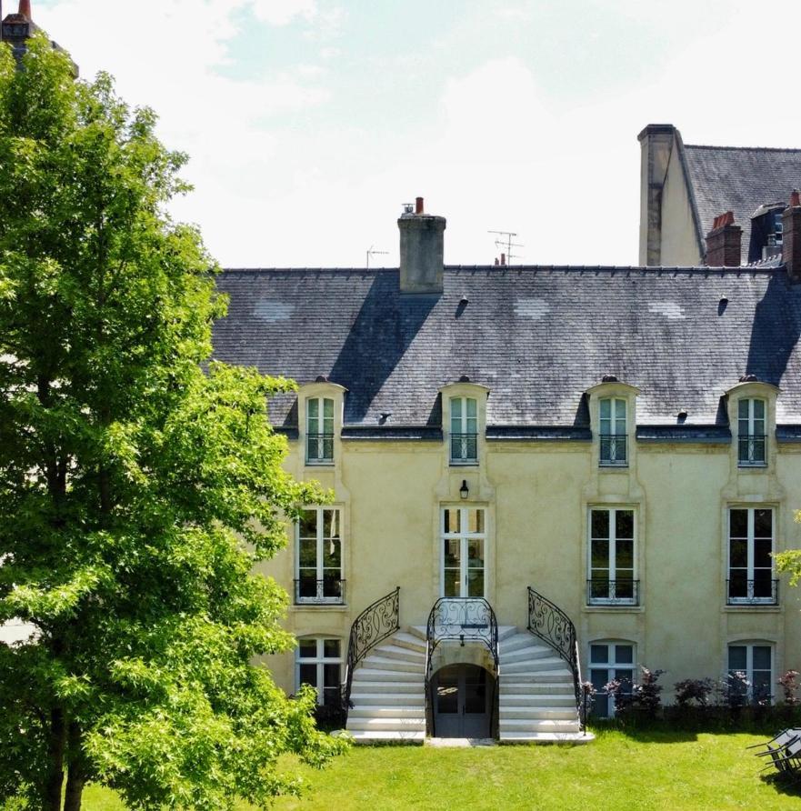 Villa Bayeux, Normandy, Private Mansion, 17th-18th Century, In The Bayeux